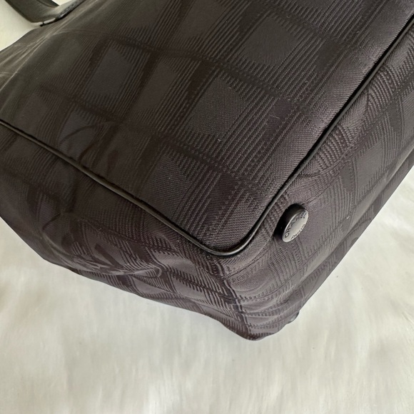 SOLD Travel Line Tote bag - Picture 12 of 17